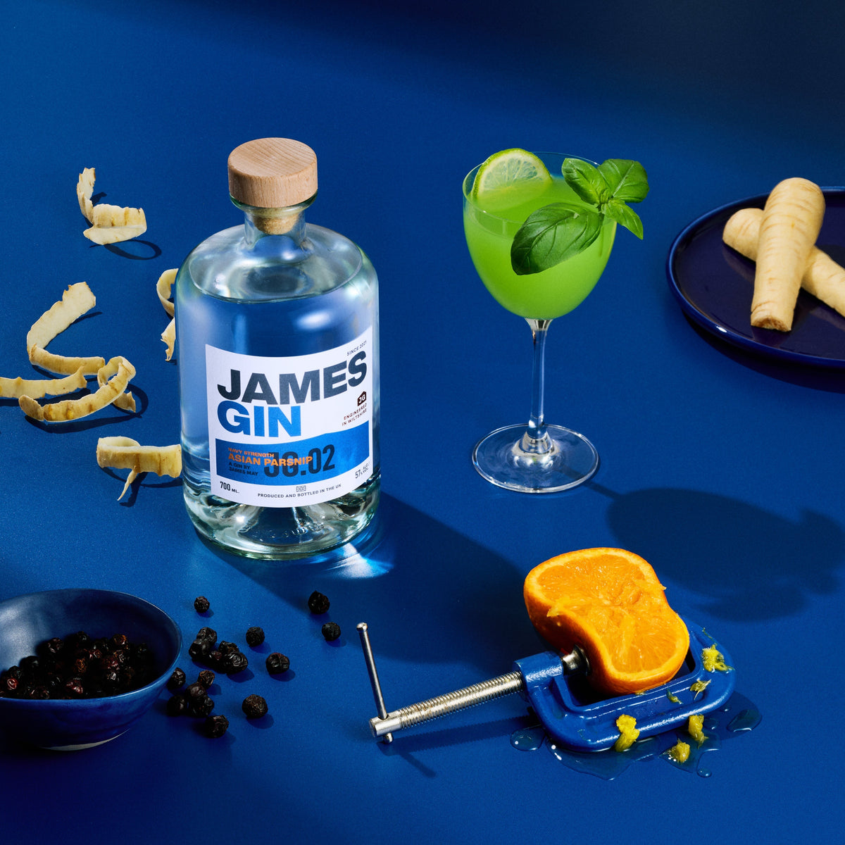 Basil Gimlet | Basil, Lime and Gin Cocktail