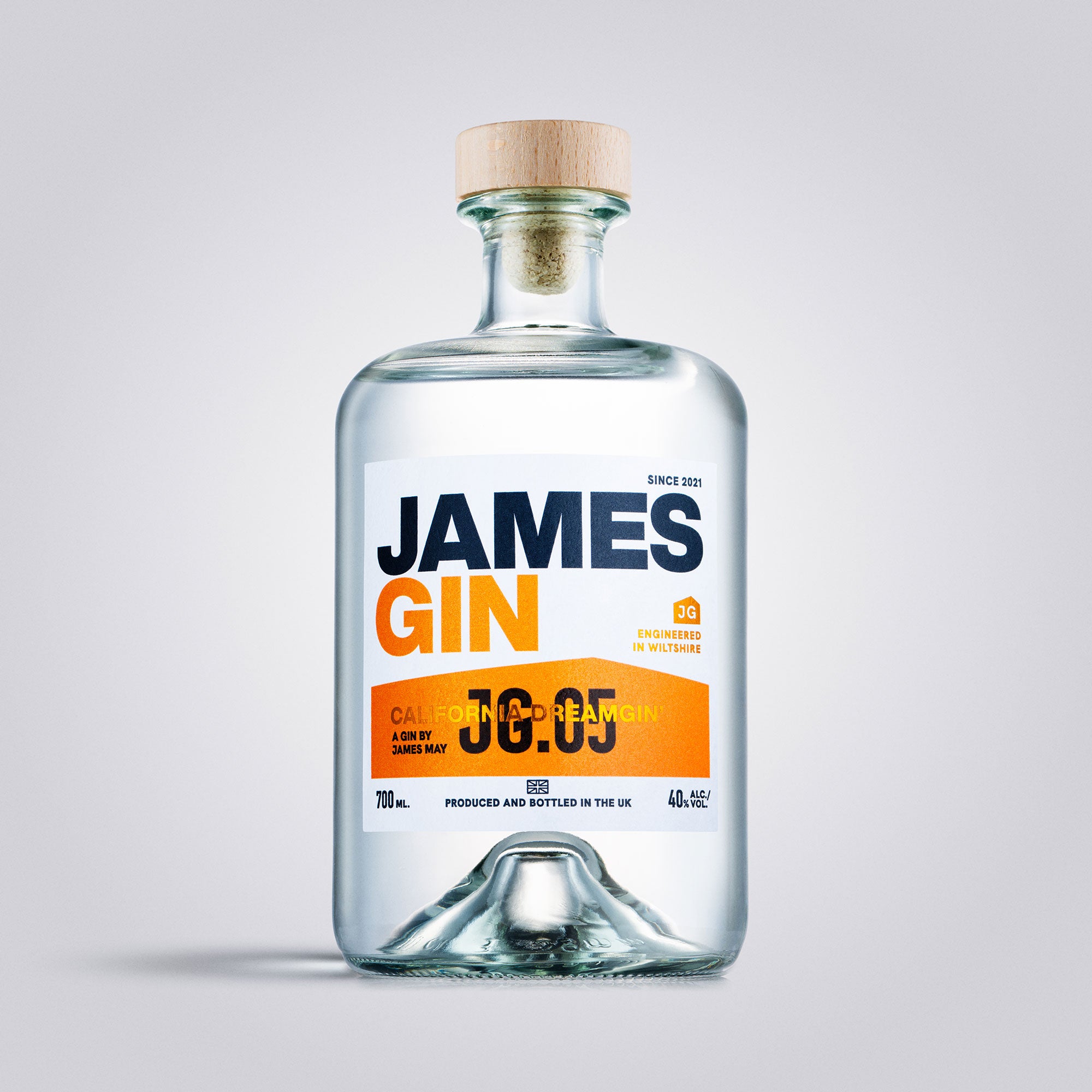 James Gin California Dreamgin bottle – premium gin by James May, produced and bottled in the UK.